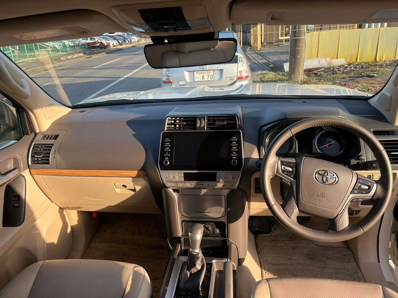 
								Land Cruiser Prados full									